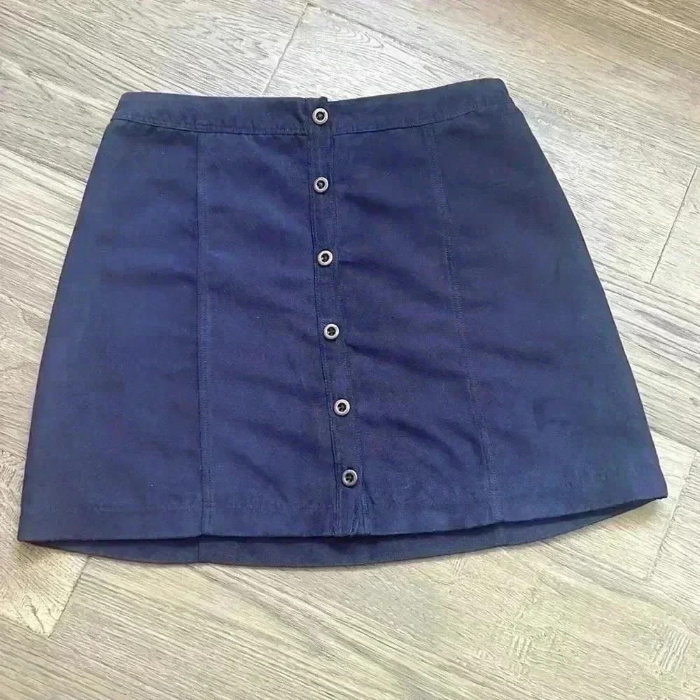 HOLLISTER | Navy  blue faux suede button up mini skirt